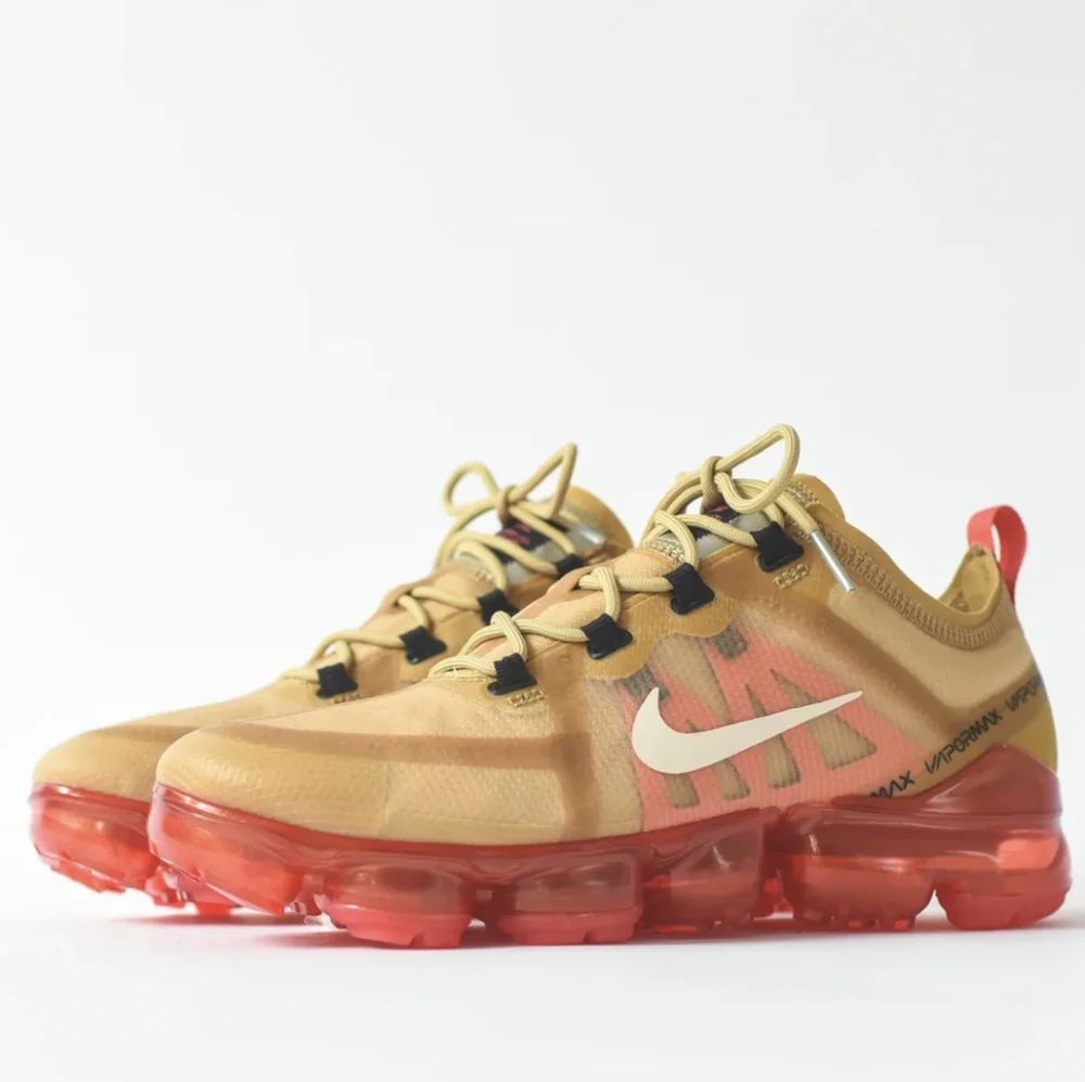 Nike Vapormax "Crimson Gold," NWT, Vintage Nike - Picture 9 of 14